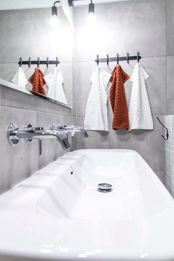 Family Luxury Comfort Old Town Apartament, 1-8, 2 Sypialnie I Salon, Parking W Cenie Gdansk Luaran gambar